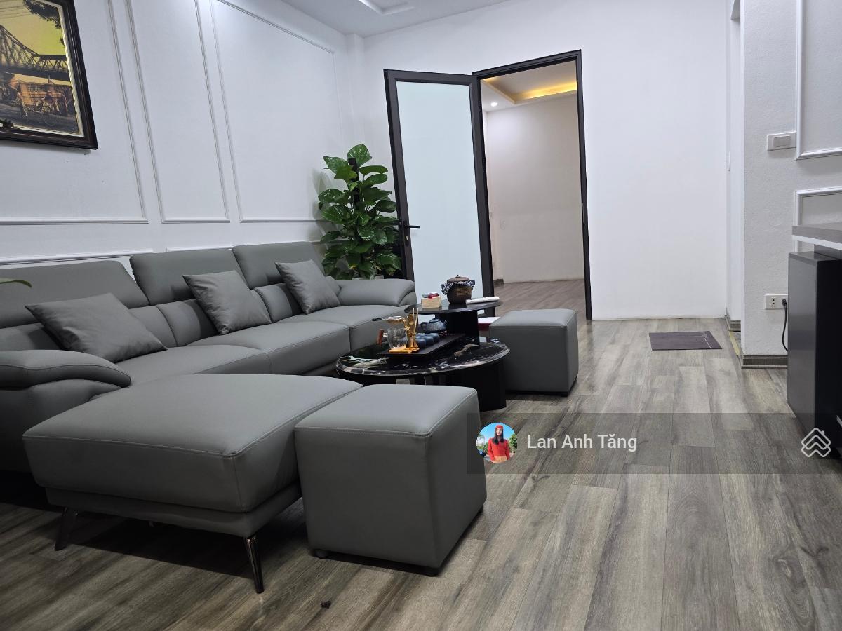 Liền Kề Việt Kiều Châu âu - 55m2 - thang máy - vỉa hè - 3 ô tô tránh - view hồ - kinh doanh đỉnh