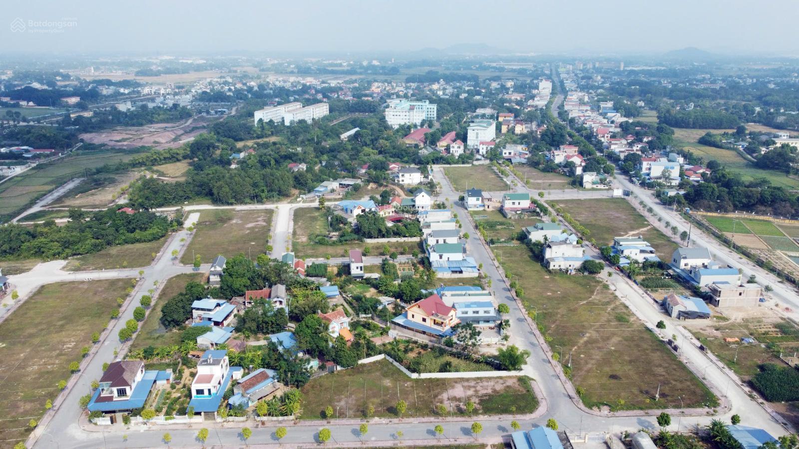 SẮP NHẬN BÌA - KDC Đường Thống Nhất, Phường Sông Công, Thái Nguyên giá 800 triệu