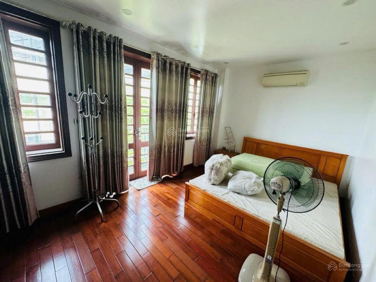 Bán nhà riêng đường Chiến Thắng, Văn Quán, Hà Đông ô tô tránh đỗ sát nhà gần phố 47m2 giá hơn 9 tỷ