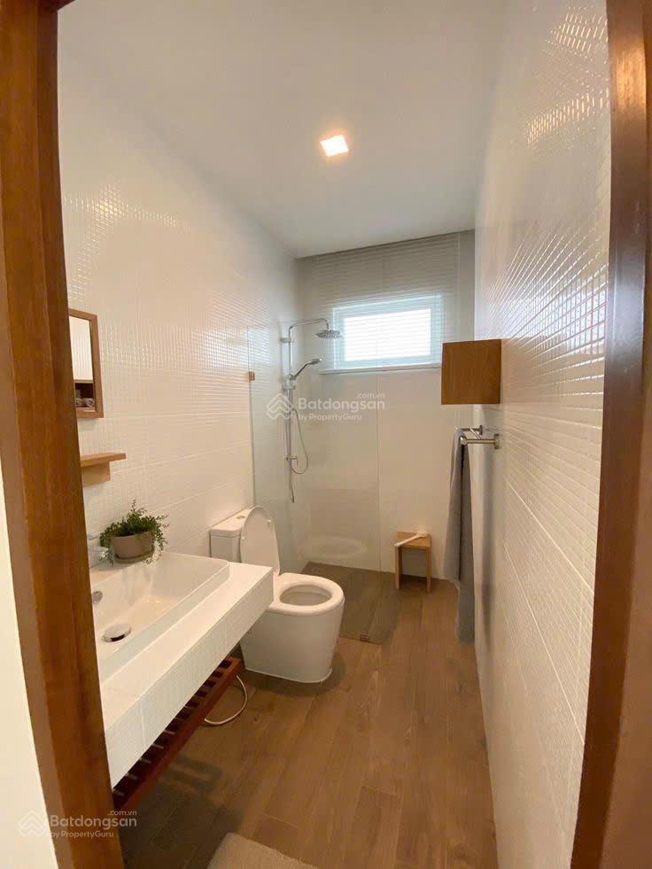( Giá thật) Bán căn CC Vinaconex, 6.85 tỷ, 103 m2,ban công Đông Bắc, nội thất full, sẵn sổ đỏ. ( Giá thật) Bán căn CC Vinaconex, 6.85 tỷ, 103 m2,ban công Đông Bắc, nội thất full, sẵn sổ đỏ.