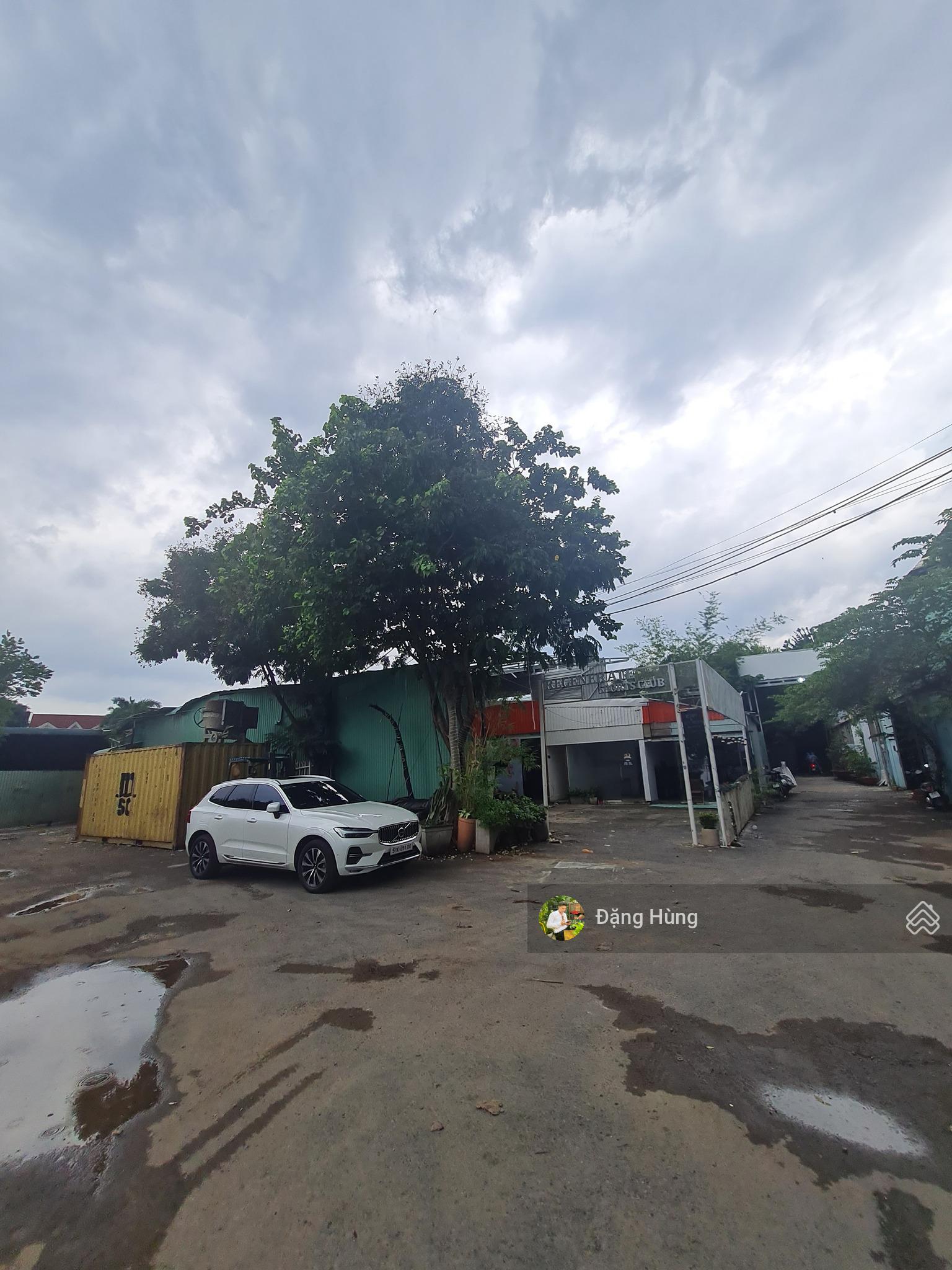 Cho thuê mặt bằng kinh doanh/kho (15x30m) Nguyễn Văn Hưởng, Thảo Điền, Quận 2. Giá: 50tr/th Cho thuê mặt bằng kinh doanh/kho (15x30m) Nguyễn Văn Hưởng, Thảo Điền, Quận 2. Giá: 50tr/th