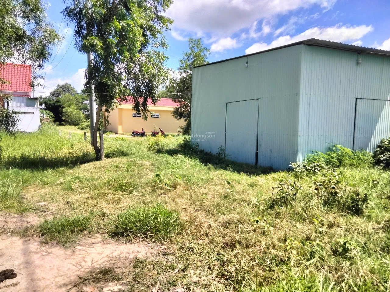 Chính chủ cần bán đất mặt tiền đường Tỉnh Lộ 839, xã Bình Thành, Đức Huệ DT 3000m2 có 1500m2 thổ cư