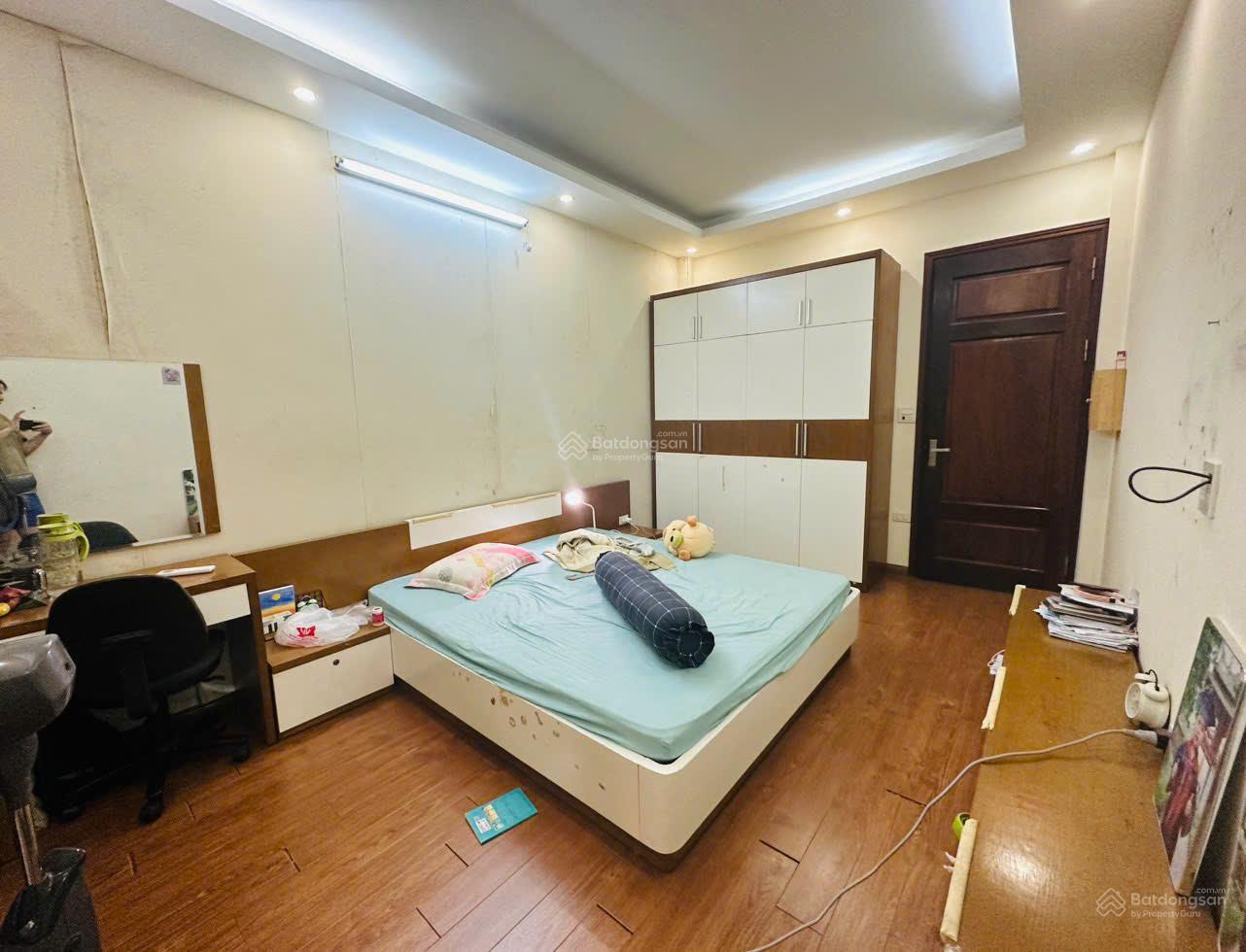 CỰC HIẾM - NHÀ PHÂN LÔ CÁN BỘ LA THÀNH - Ô TÔ TRÁNH, VÀO NHÀ - 3 MẶT THOÁNG - CÓ Ô CHỜ THANG MÁY CỰC HIẾM - NHÀ PHÂN LÔ CÁN BỘ LA THÀNH - Ô TÔ TRÁNH, VÀO NHÀ - 3 MẶT THOÁNG - CÓ Ô CHỜ THANG MÁY