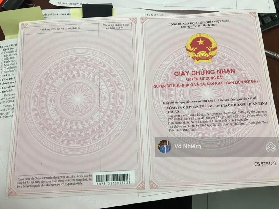 Bán gấp căn nhà liền kề 56m2 giá ưu đãi 900 triệu, sổ hồng trao tay ngay tại KĐT Nam Phan Thiết