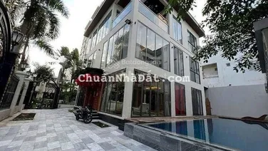 Cho thuê Biệt Thự đơn lập 420m có hồ bơi khu Phú mỹ Hưng, Q.7, giá 145 triệu/tháng. LH: 0979 762 ***