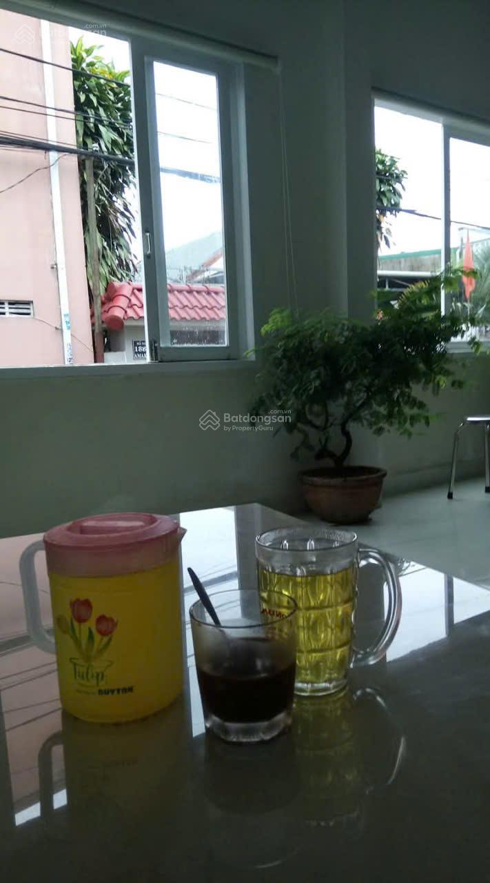 Nhà 2 MT trước sau đường Ama Khê, sát chợ, trung tâm TP BMT