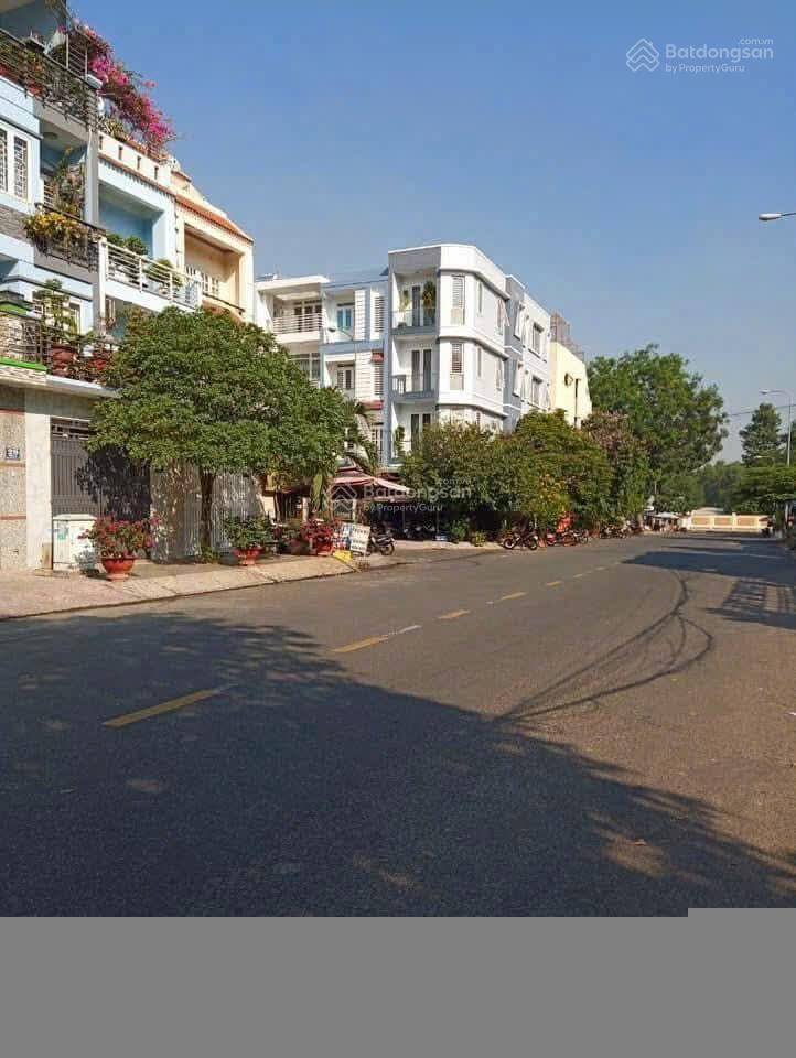 Bán nhà 4 tầng ngay Đại Học Ngân Hàng chỉ 9,5 tỷ