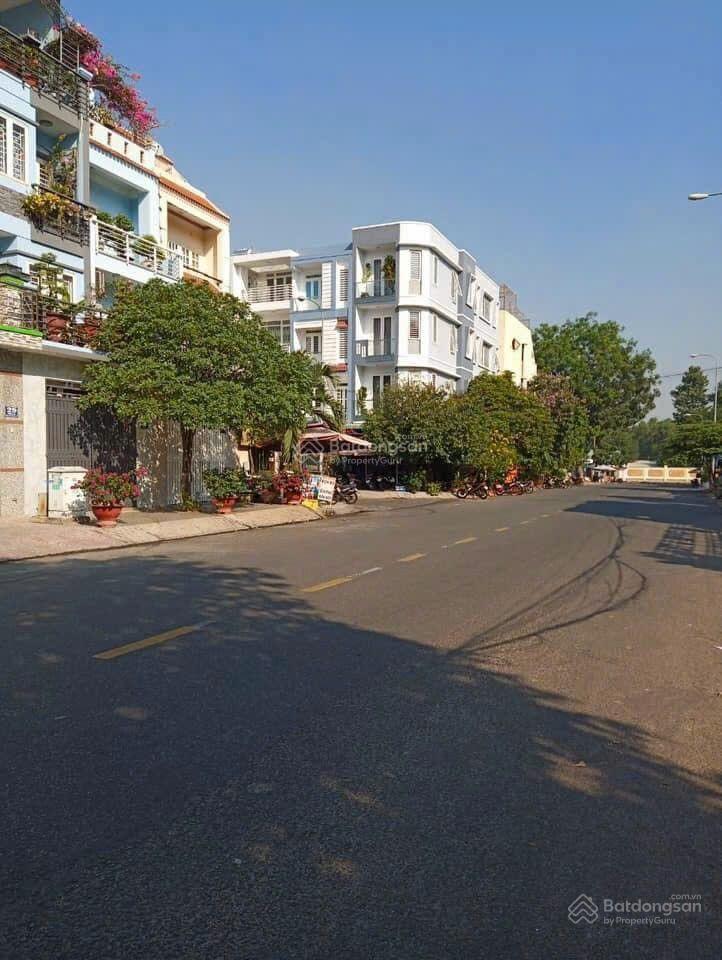 Bán nhà 4 tầng ngay Đại Học Ngân Hàng chỉ 9,5 tỷ