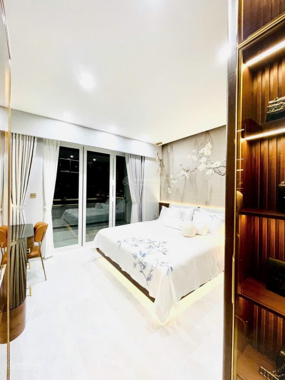 Cho thuê căn hộ Riverpark Residence - Phú Mỹ Hưng dt 137m2 3pn giá 60tr/tháng