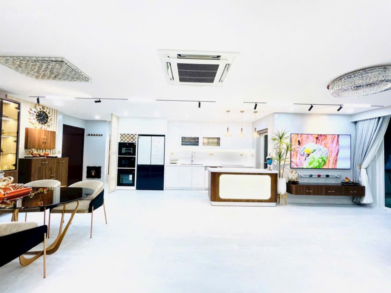 Cho thuê căn hộ Riverpark Residence - Phú Mỹ Hưng dt 137m2 3pn giá 60tr/tháng