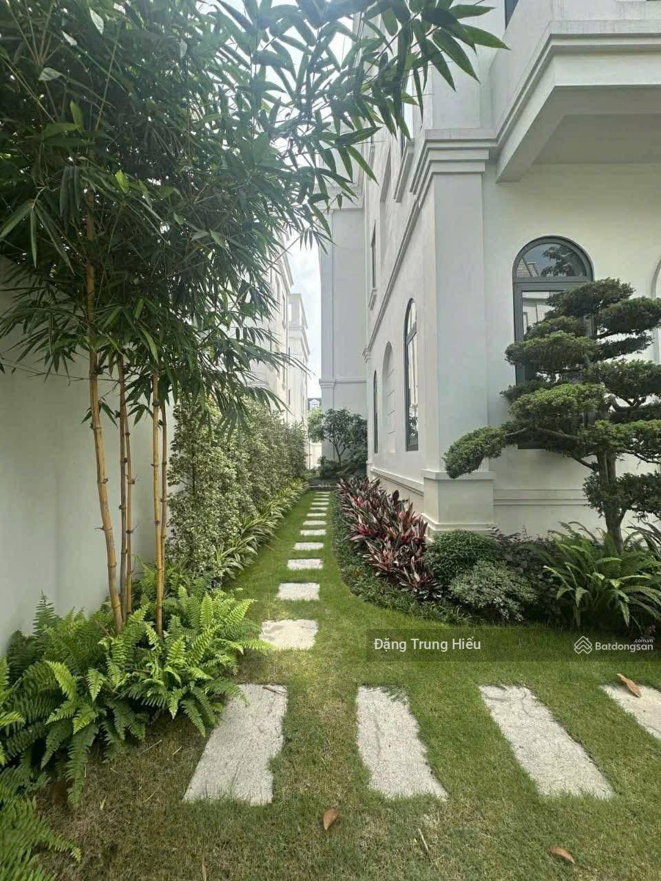 Bán biệt thự Solasta KĐT Dương Nội - lô đẹp - 3 mặt thoáng, sát VĐ4, giá tốt nhất thị trường