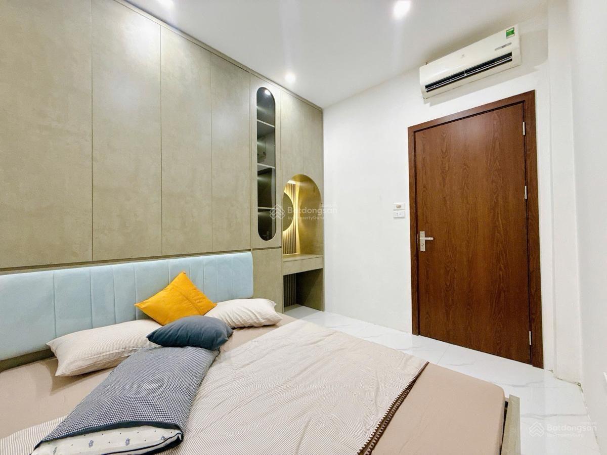 Tập thể Hoàng Quốc Việt 72m2, 2 ngủ, 2WC tầng thấp, ô tô chỉ 3,9 tỷ Tập thể Hoàng Quốc Việt 72m2, 2 ngủ, 2WC tầng thấp, ô tô chỉ 3,9 tỷ