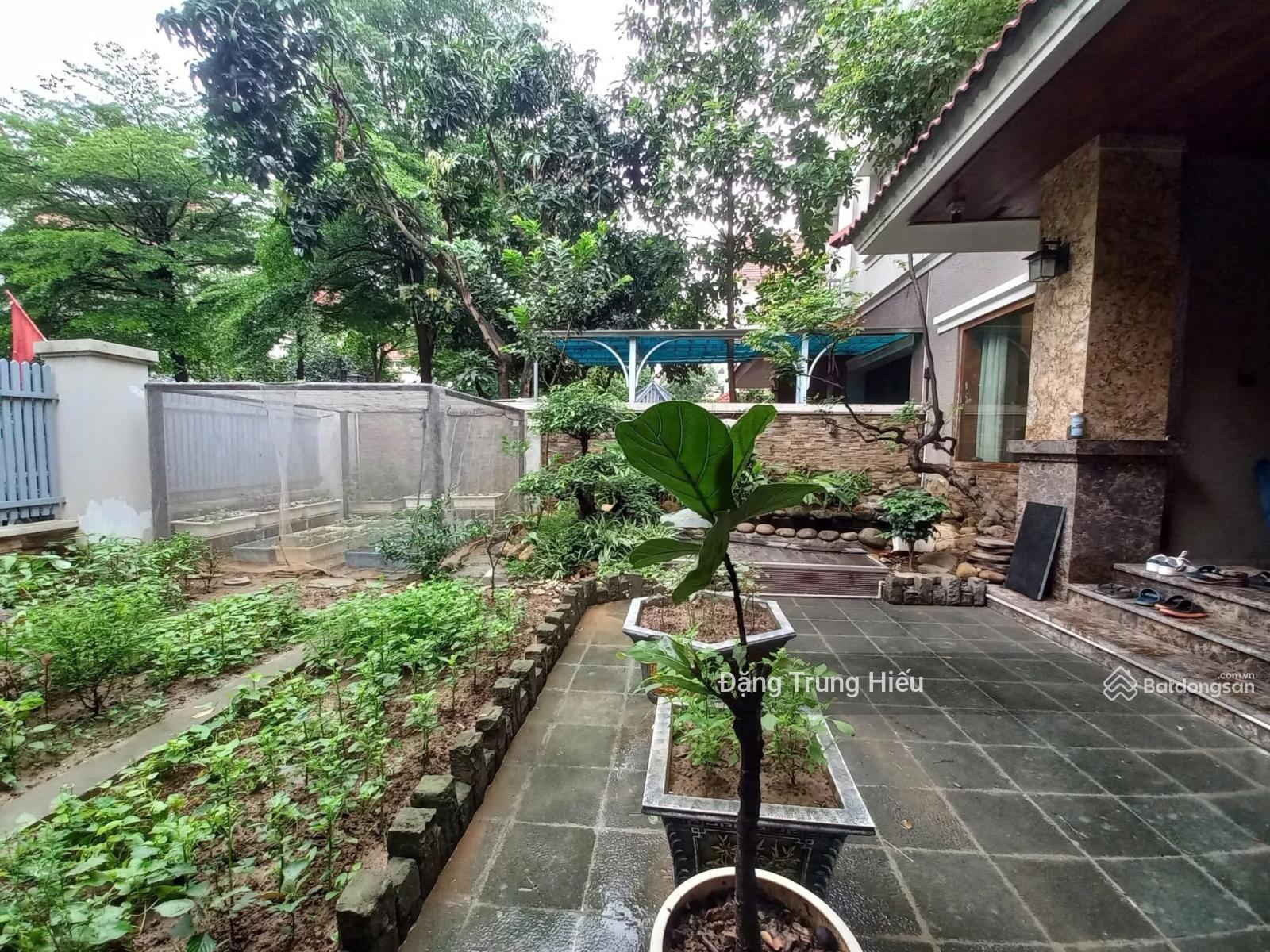 Bán gấp BTSL công viên An Hưng gần KĐT Nam Cường-5 nhà ra phố - 290m - mặt tiền 10m-kinh doanh được