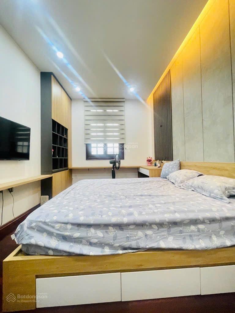 Bán nhà mặt phố nguyễn chính 45m2 5t kinh doanh lh 0908 279 ***