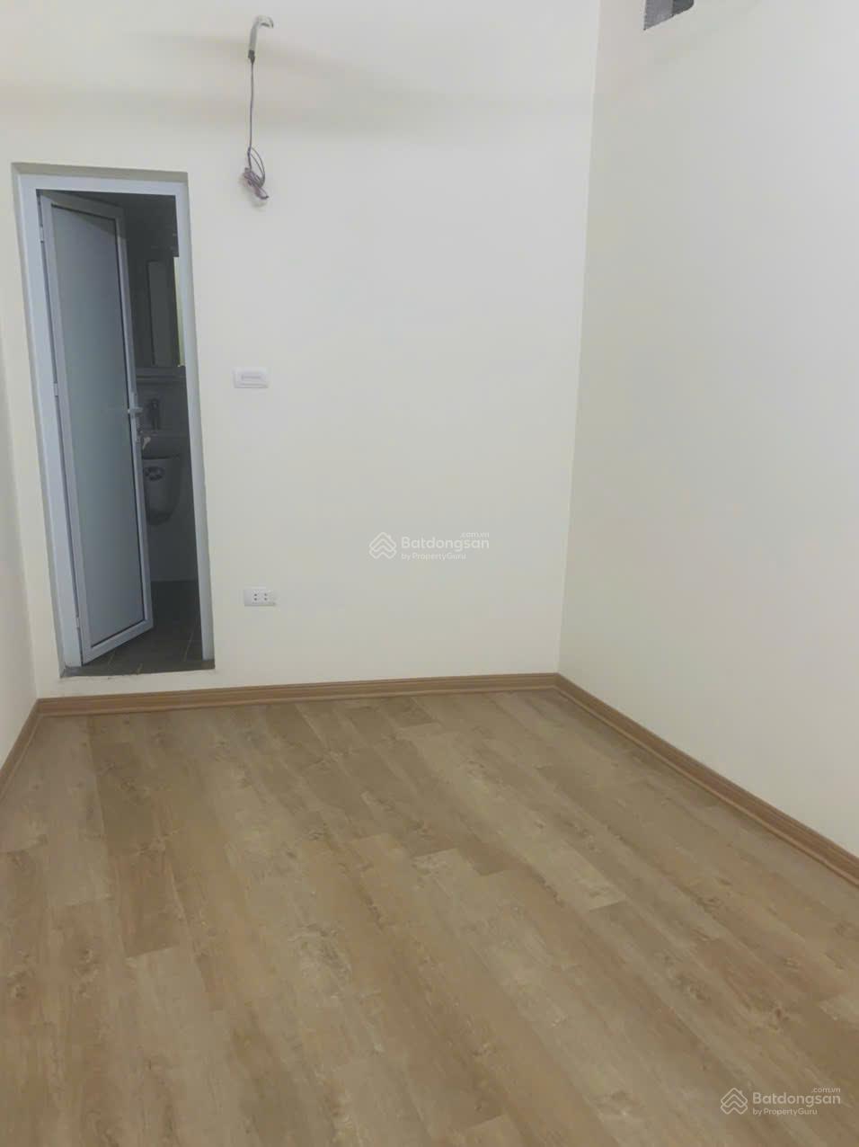 Nhà đẹp hiếm có tại ngõ Lương Sử A, Đống Đa gần mặt đường quy hoạch 9m, DT 40m2, giá chào 5 tỷ