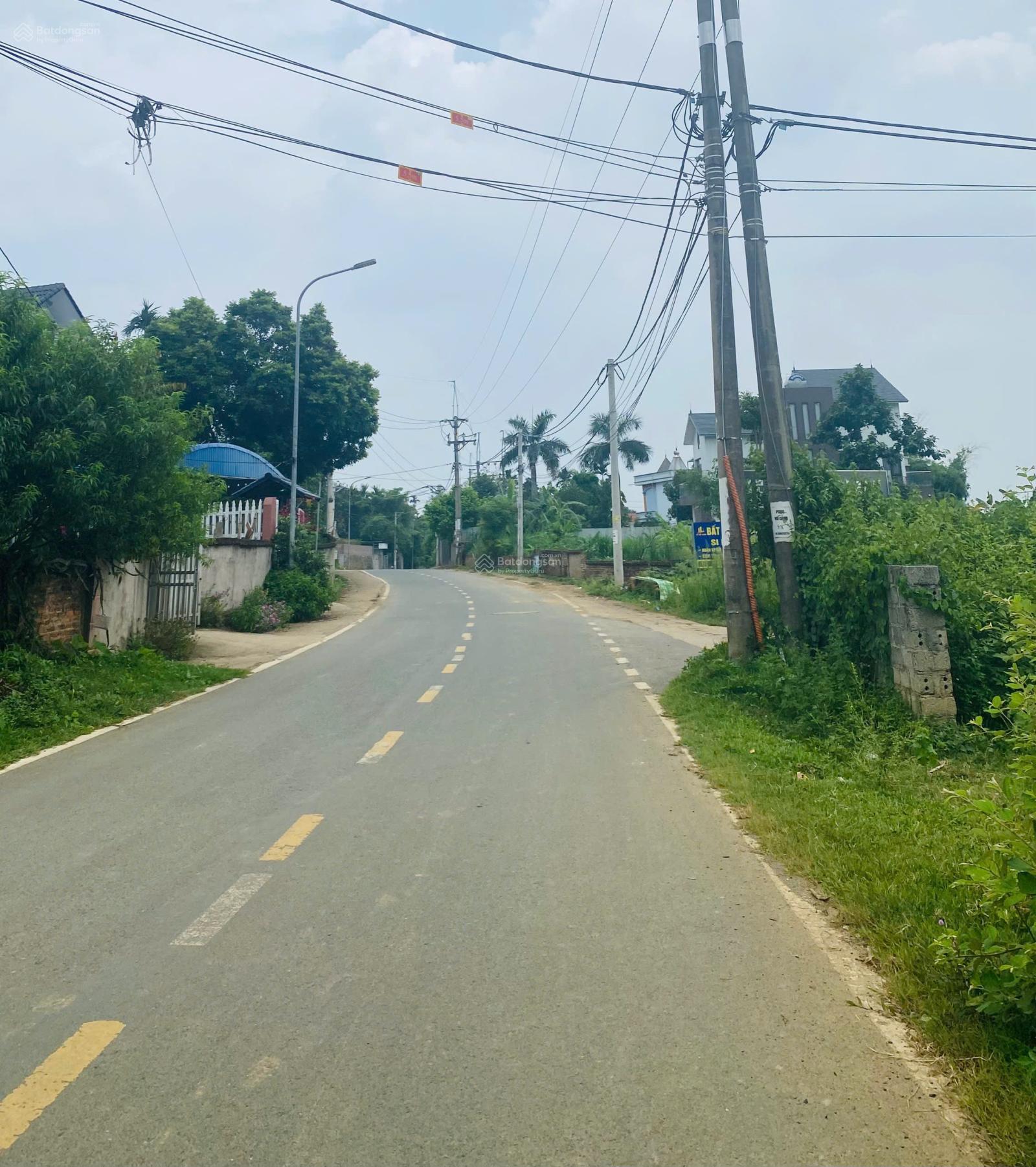 Bán lô đất trục chính Phú Mãn Quốc Oai_563M, 100M đất ở mặt tiền 15M đối diện hồ sinh thái_22tr/m2