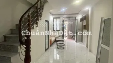 Bán nhà chính chủ 39 m2, 5 tầng, 5,9 tỷ gần KĐT Xa La, Hà Đông, kinh doanh sầm uất