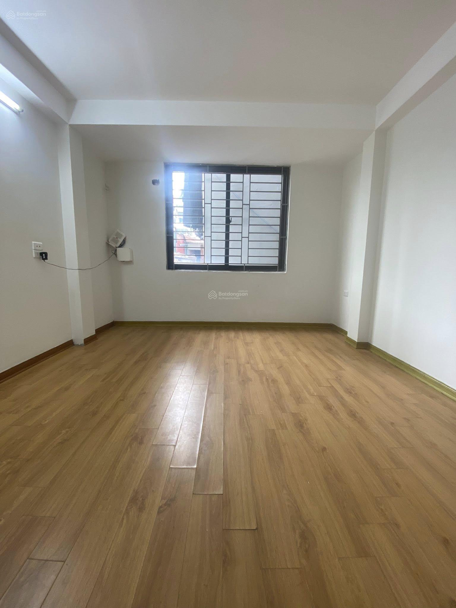 Bán nhà chính chủ 39 m2, 5 tầng, 5,9 tỷ gần KĐT Xa La, Hà Đông, kinh doanh sầm uất