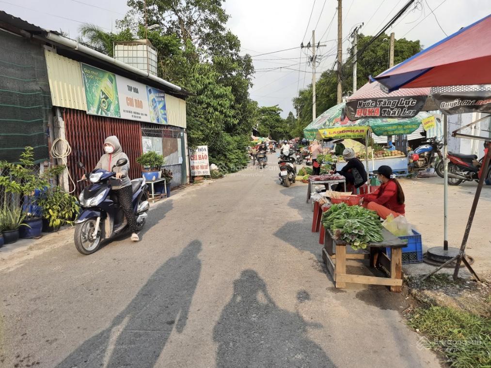 Bán lô đất mặt tiền chợ công nhân Phước Vĩnh An, tiện kinh doanh thuê trọ, SHR, công chứng sang tên