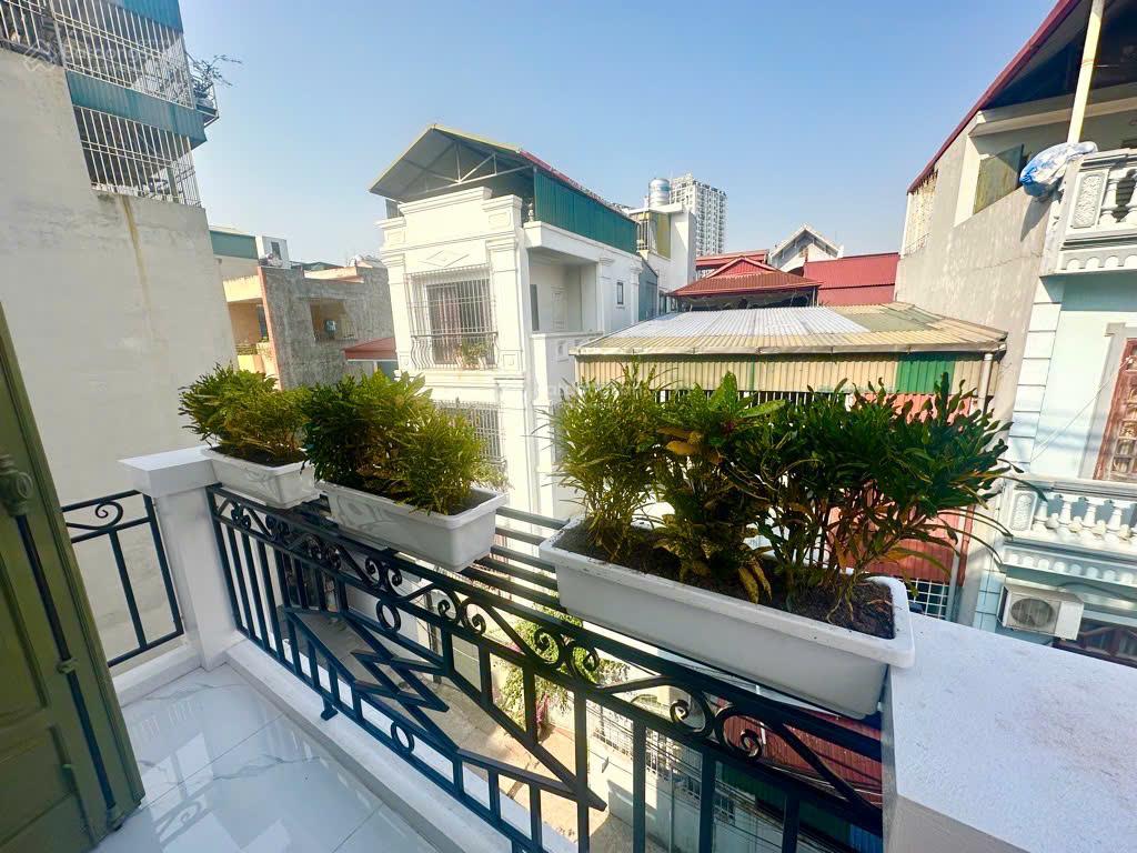 QUÁ RẺ, BIỆT THỰ, GARA Ô TÔ, PHỐ HỒNG TIẾN, BỒ ĐỀ, LONG BIÊN, DT 90 M, 5 T, MT 6 M, GIÁ 16 TỶ 7