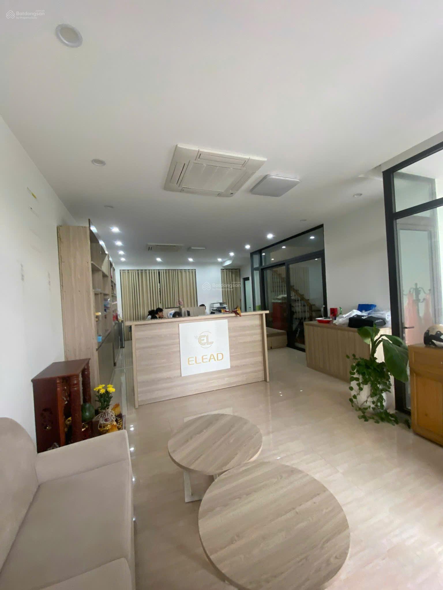 Cho thuê nhà KĐT Hoàng Thành Mỗ Lao - Nguyễn Văn Lộc. DT 120m2, 5 tầng, thang máy. Giá 48tr Cho thuê nhà KĐT Hoàng Thành Mỗ Lao - Nguyễn Văn Lộc. DT 120m2, 5 tầng, thang máy. Giá 48tr