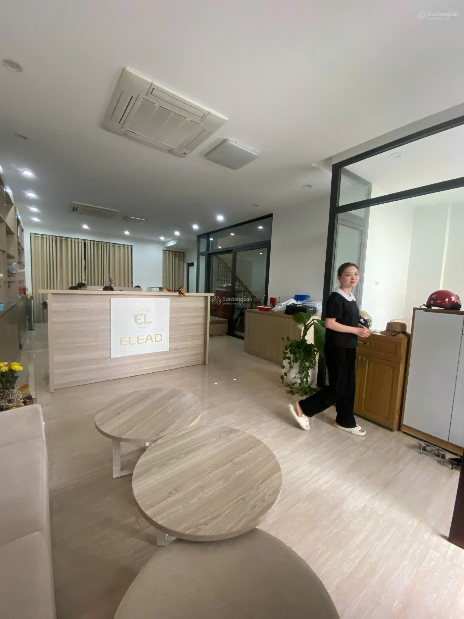 Cho thuê nhà KĐT Hoàng Thành Mỗ Lao - Nguyễn Văn Lộc. DT 120m2, 5 tầng, thang máy. Giá 48tr Cho thuê nhà KĐT Hoàng Thành Mỗ Lao - Nguyễn Văn Lộc. DT 120m2, 5 tầng, thang máy. Giá 48tr