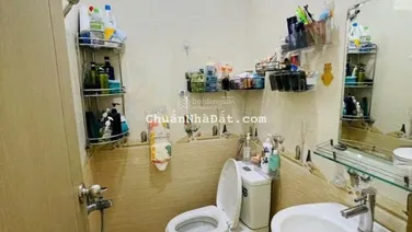 Bán nhà Nguyễn Thượng Hiền, PN 30 m2 1T2L giá: 3 tỷ 590 đang chờ thuê 12tr/tháng
