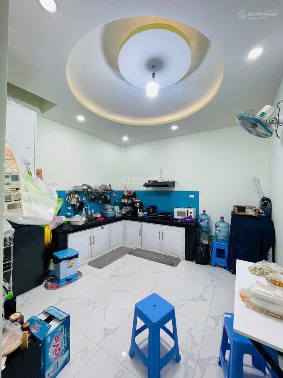 Bán nhà Nguyễn Thượng Hiền, PN 30 m2 1T2L giá: 3 tỷ 590 đang chờ thuê 12tr/tháng