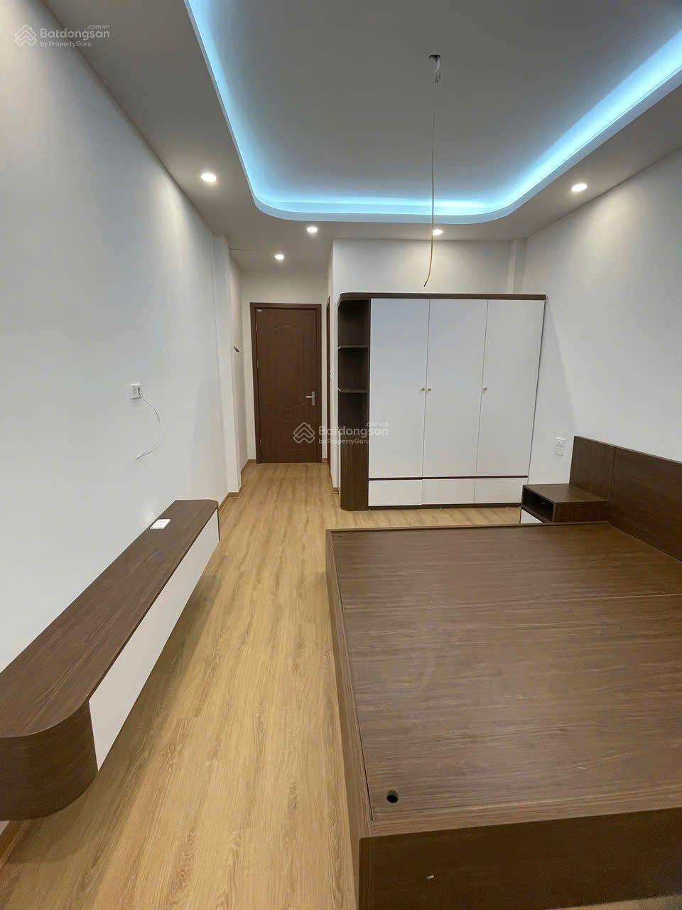 Nhà đẹp 5 tầng, 45 m2, nhỉnh 5 tỷ, Mậu Lương, Kiến Hưng, Hà Đông. Full nội thất