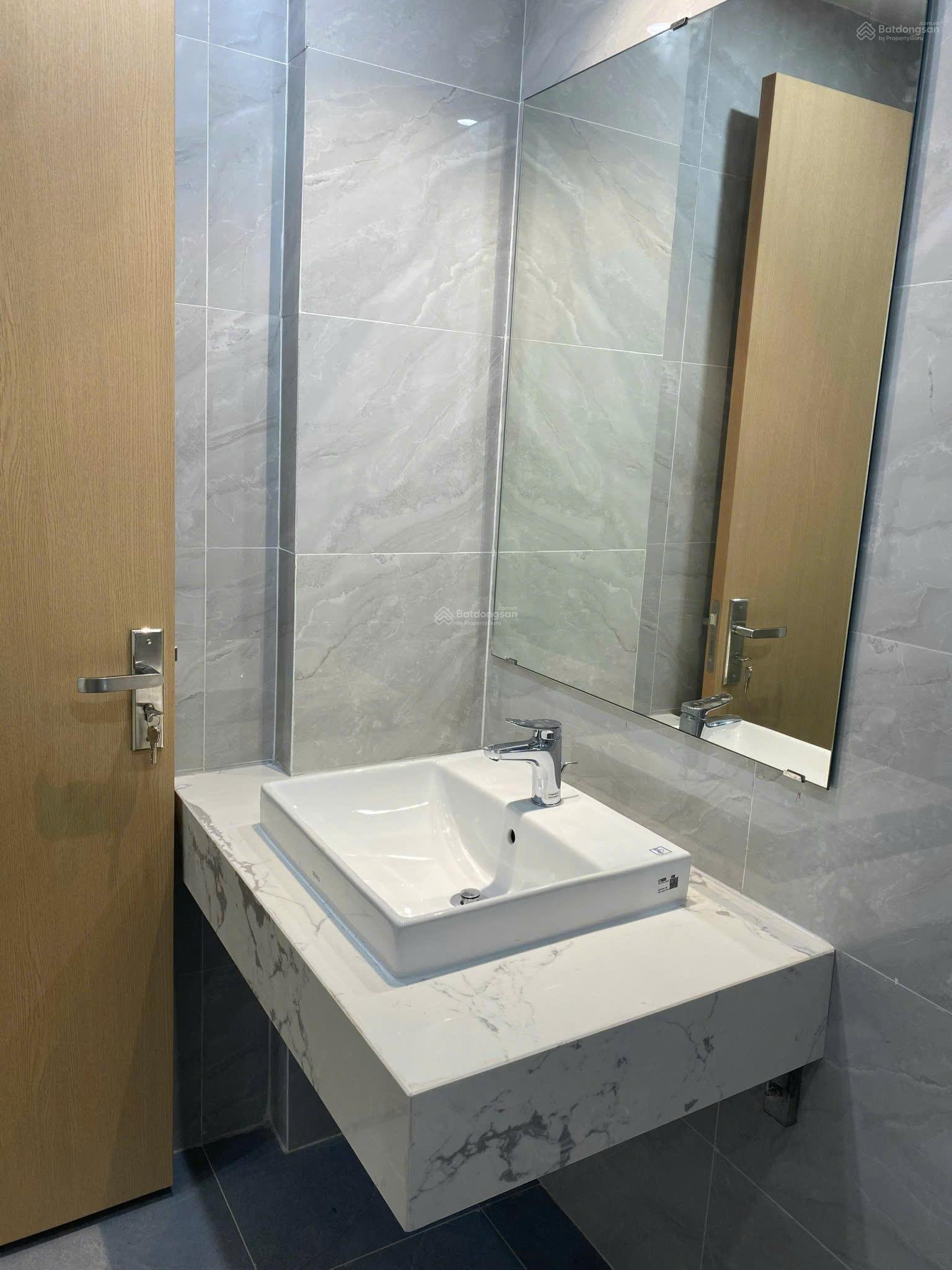 Cho thuê liền kề KĐT Mỗ Lao 120m2x5 tầng thang máy full điều hòa âm trần