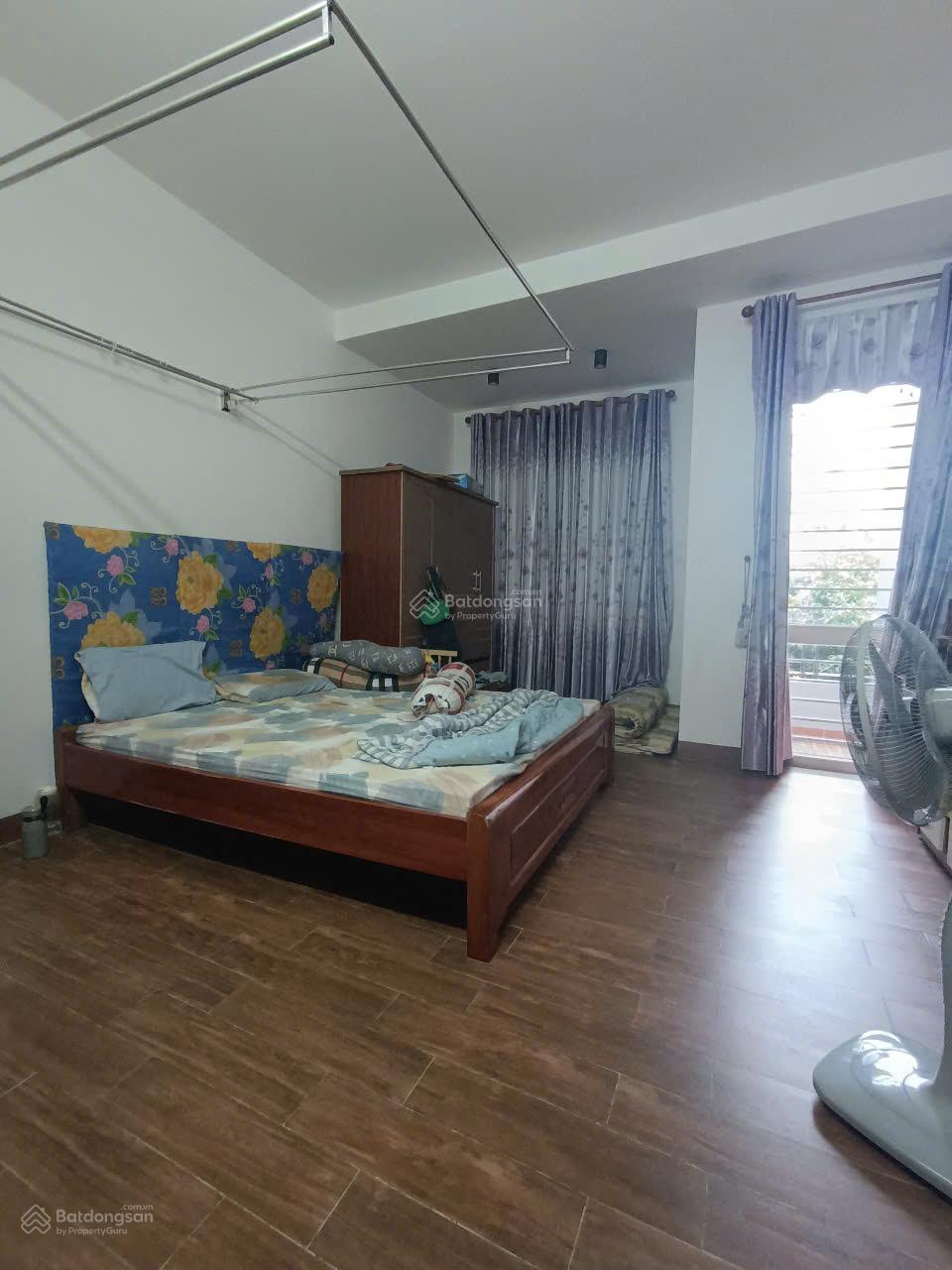 Bán nhà 3 tầng mặt tiền Bình Minh, gần Cầu Rồng, Hải Châu, Đà Nẵng giá chỉ 12,5 tỷ