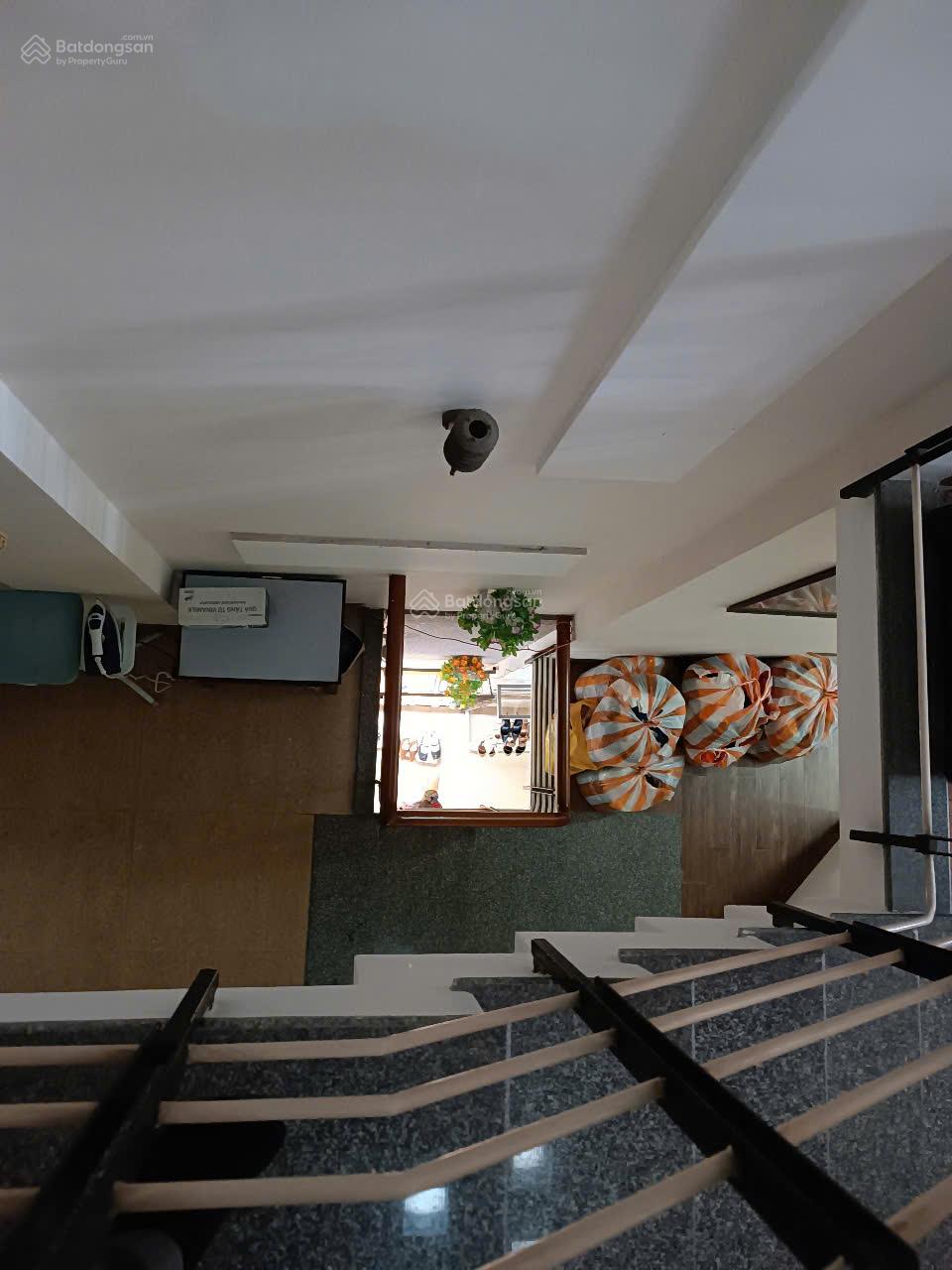 Bán nhà 3 tầng mặt tiền Bình Minh, gần Cầu Rồng, Hải Châu, Đà Nẵng giá chỉ 12,5 tỷ