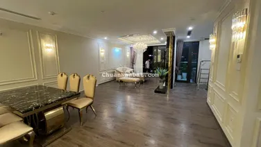 Bán gấp căn hộ 15-17 Ngọc Khánh diện tích 125m thiết kế 3 phòng ngủ ban công Đông Nam giá tốt