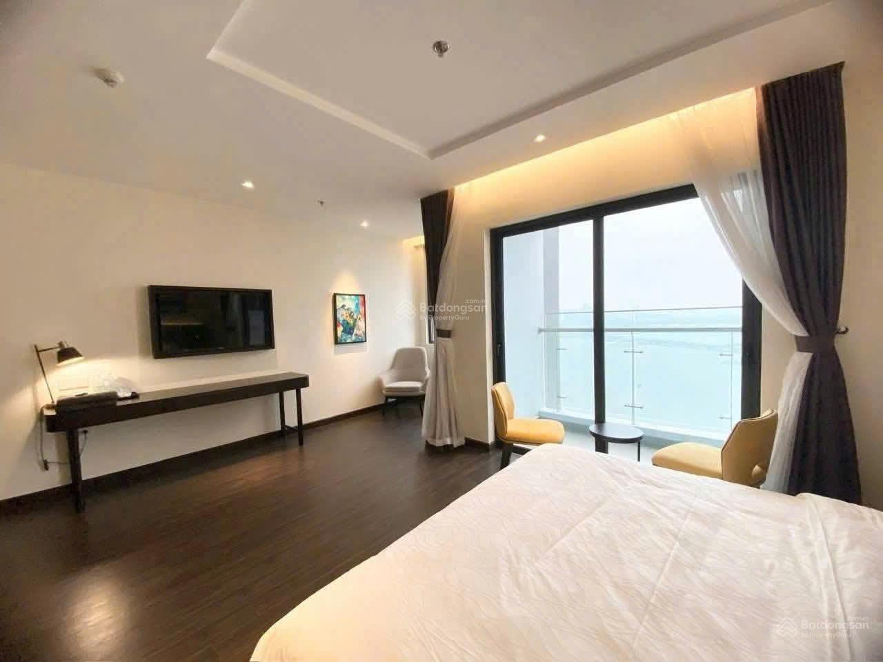 Gia đình bán căn chung cư Sapphire