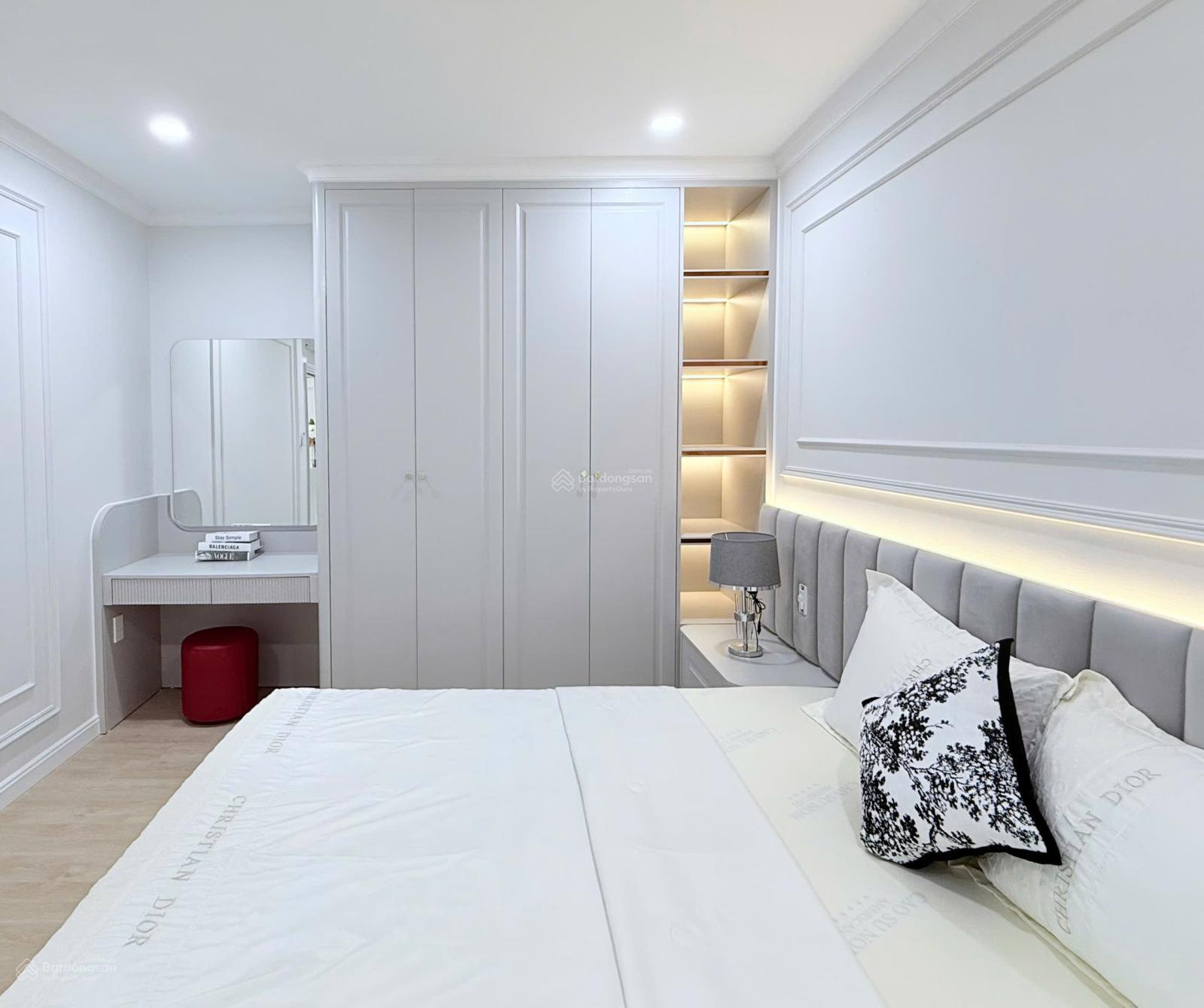 Bán căn hộ view biển Mường Thanh 60 Trần Phú. Nội thất xịn xò. Giá bán: 2,9tỷ. LH: 0901 925 *** Ánh