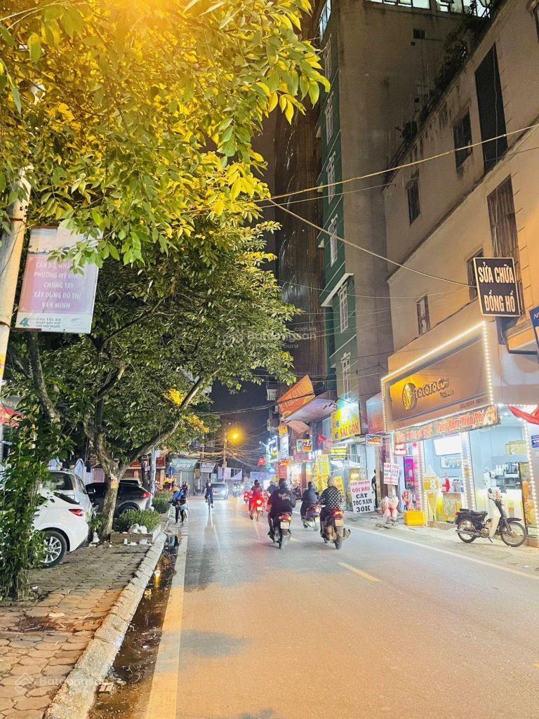 TÔI CẦN BÁN CĂN NHÀ PHỐ MẠC THÁI TỔ ,60M ,PHÂN LÔ,VỈA HÈ OTO TRÁNH KD ,VP ĐỈNH