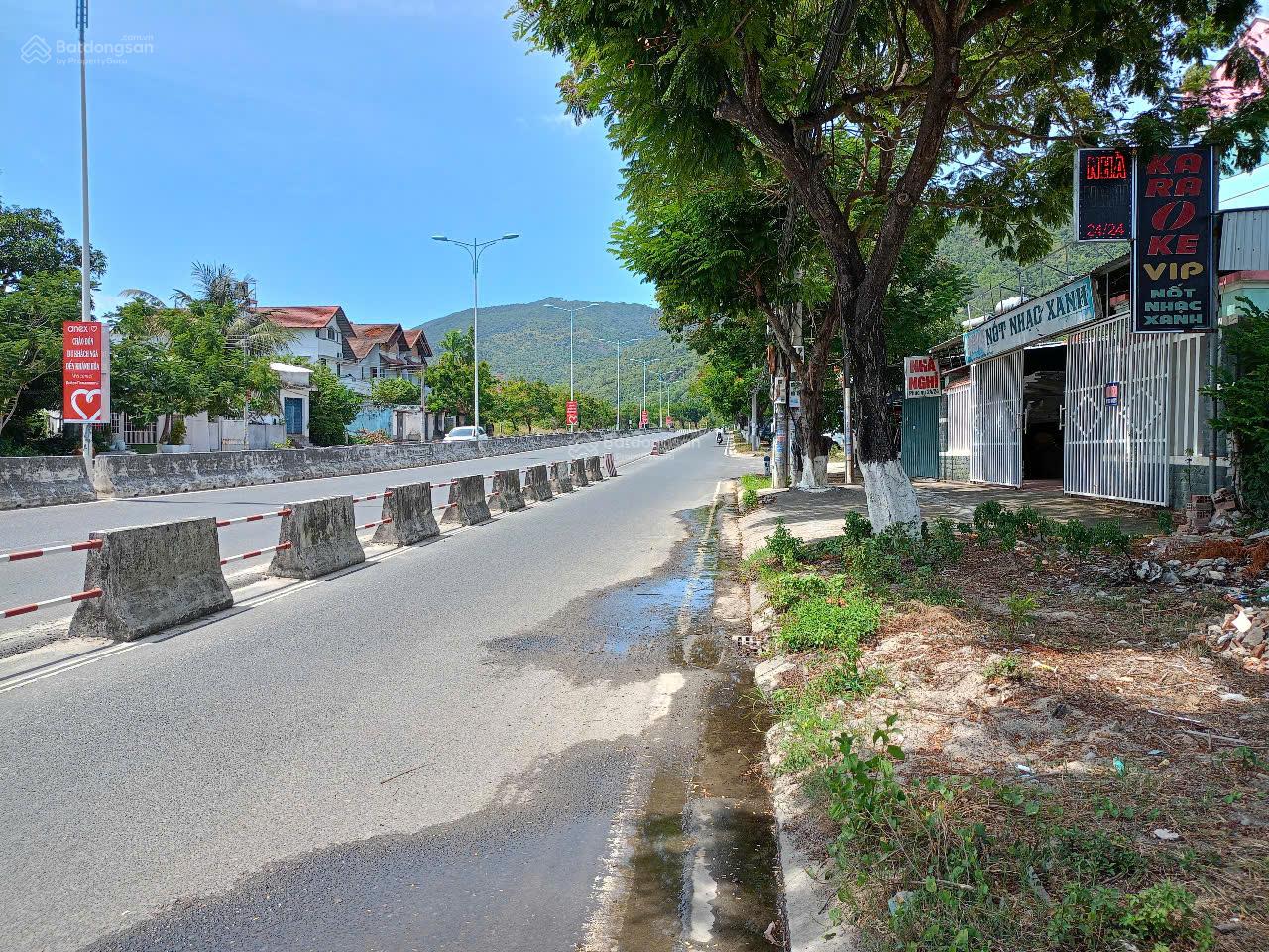 Đất 2 mặt tiền đường Nguyễn Tất Thành, xã Phước Đồng, Nha Trang. DT 219m2. Giá 3 tỷ Đất 2 mặt tiền đường Nguyễn Tất Thành, xã Phước Đồng, Nha Trang. DT 219m2. Giá 3 tỷ
