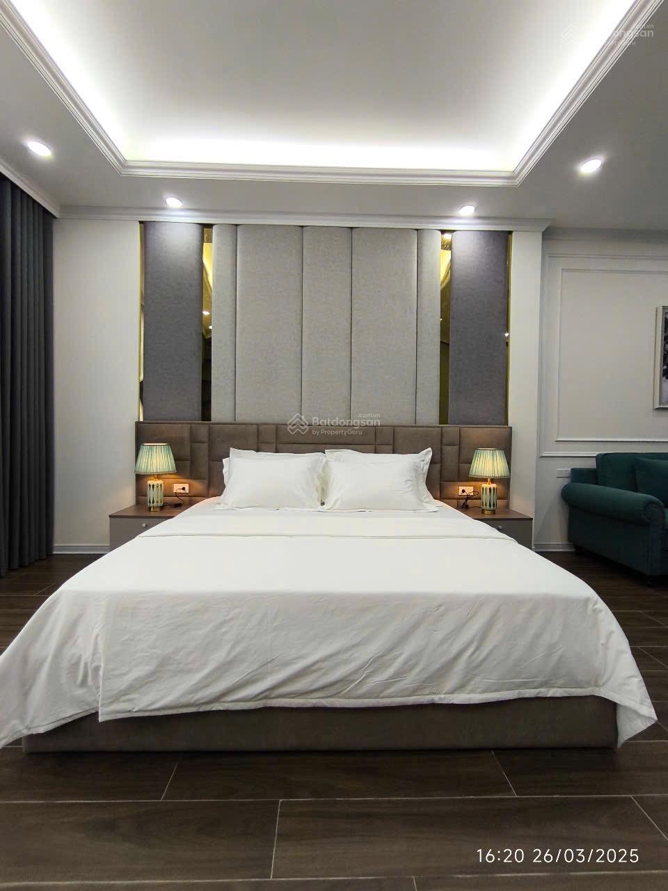 Bán nhà căn góc 2 mặt thoáng ngay bể bơi La Khê ngõ nông rộng ô tô vào full nội thất 50m2 giá tốt