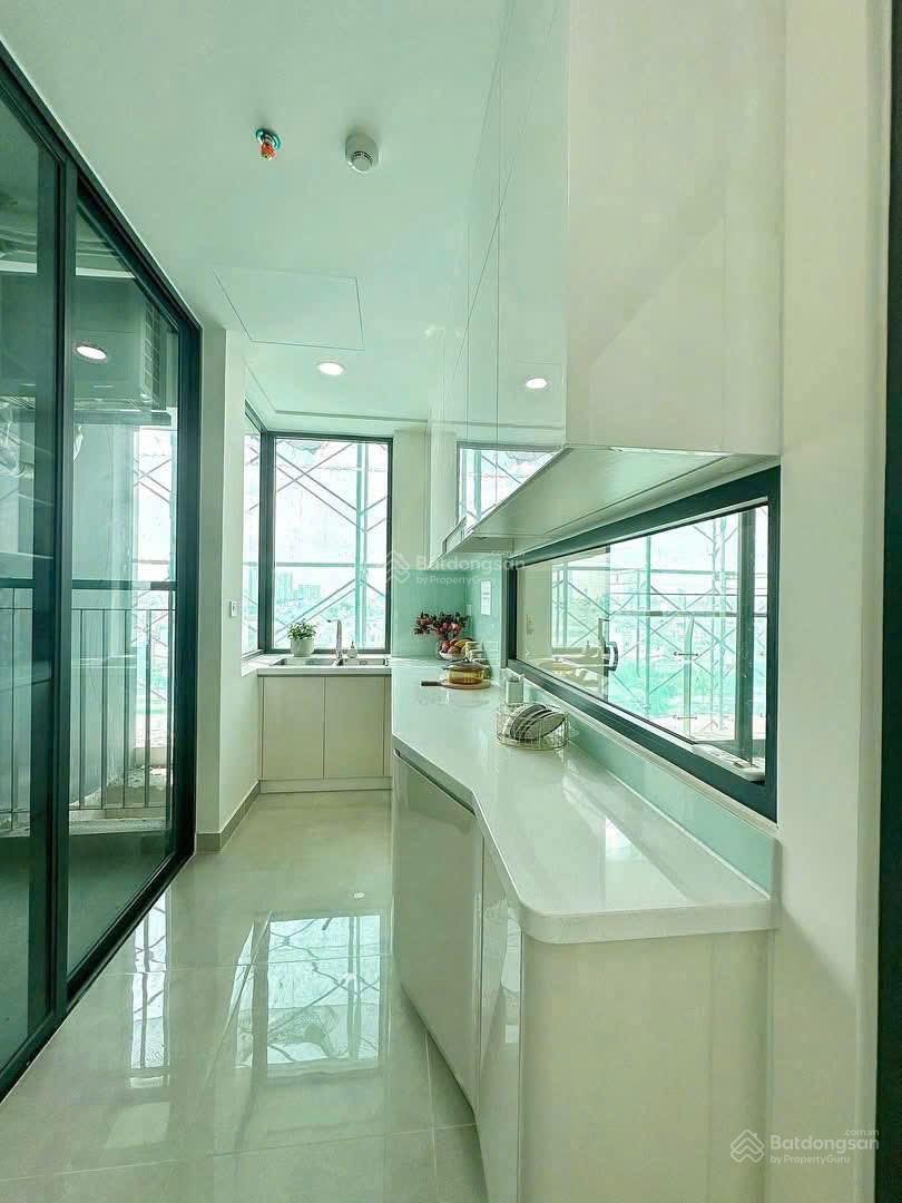 Em sang nhượng! DT: 68,77m2, 2PN/2WC - 3.5 tỷ (giá 100% bao phí sang tên, view Võ Văn Kiệt) Em sang nhượng! DT: 68,77m2, 2PN/2WC - 3.5 tỷ (giá 100% bao phí sang tên, view Võ Văn Kiệt)