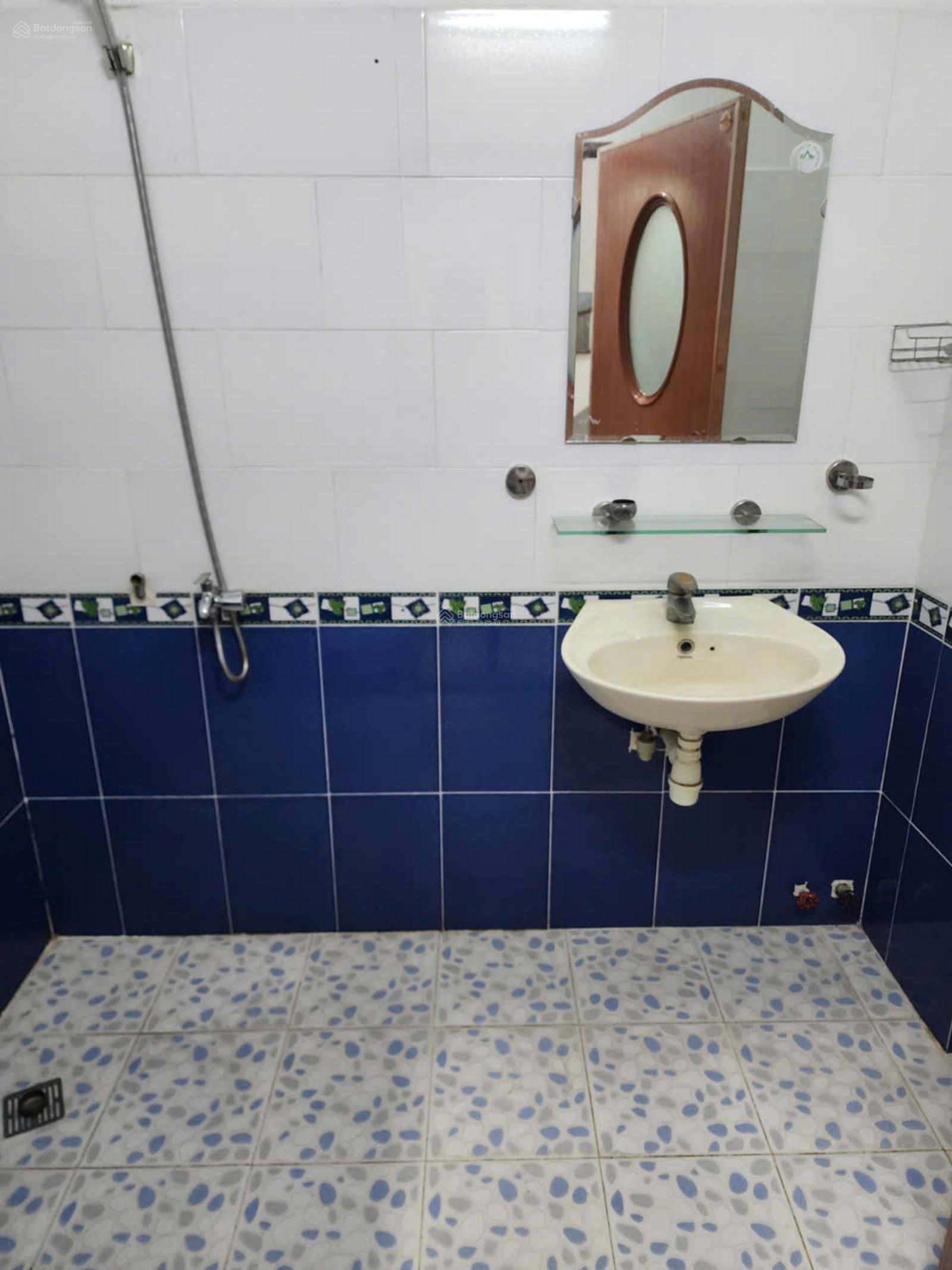Chính chủ cần bán nhà phố Gò Vấp - nhà mới - đã hòan công. Diện tich sử dụng 166,61 m2 Chính chủ cần bán nhà phố Gò Vấp - nhà mới - đã hòan công. Diện tich sử dụng 166,61 m2