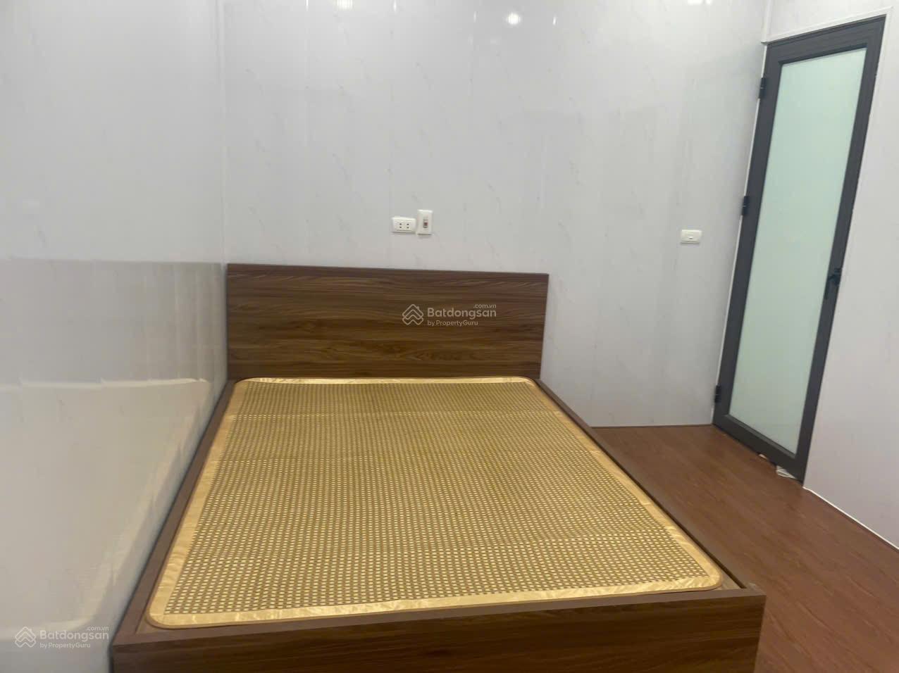 Cho thuê nhà riêng 3PN, 1WC, 98m2 tại La Khê, Hà Đông, Hà Nội, 11 triệu VND Cho thuê nhà riêng 3PN, 1WC, 98m2 tại La Khê, Hà Đông, Hà Nội, 11 triệu VND