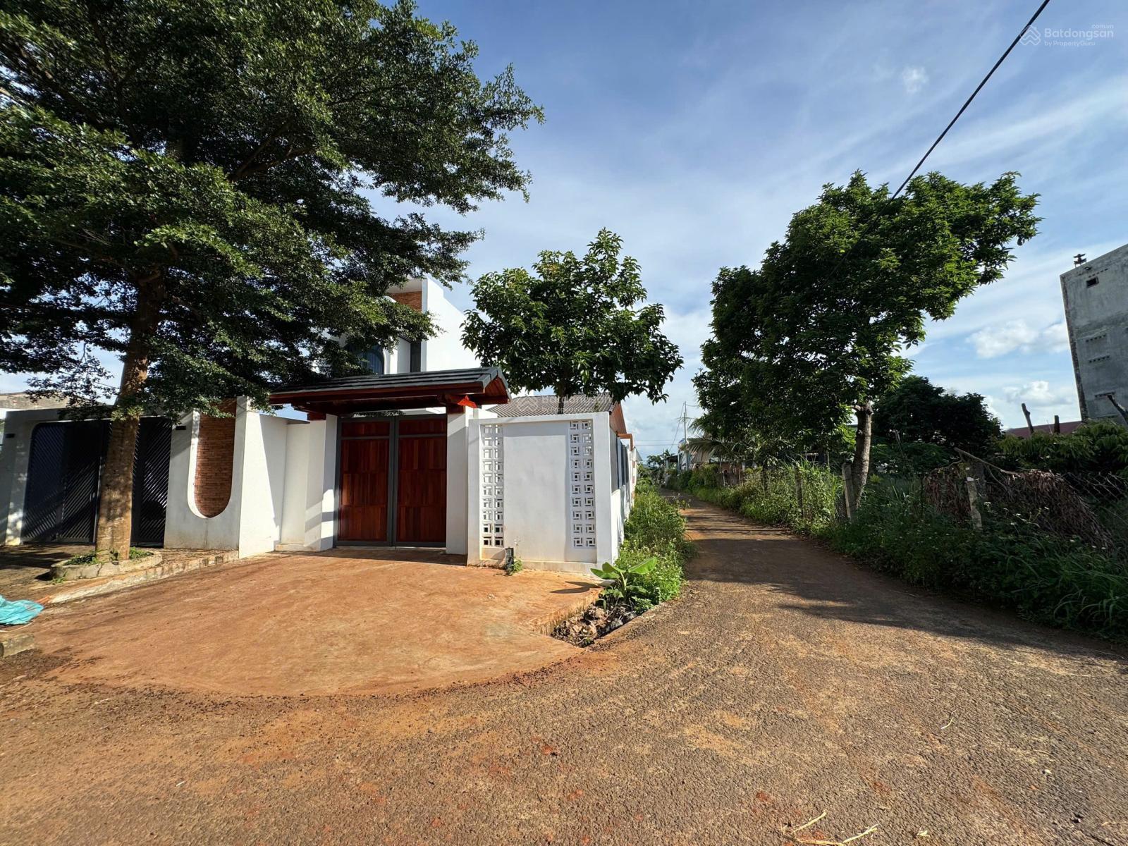 Villa mini ngay giữa lòng Thành phố cà phê