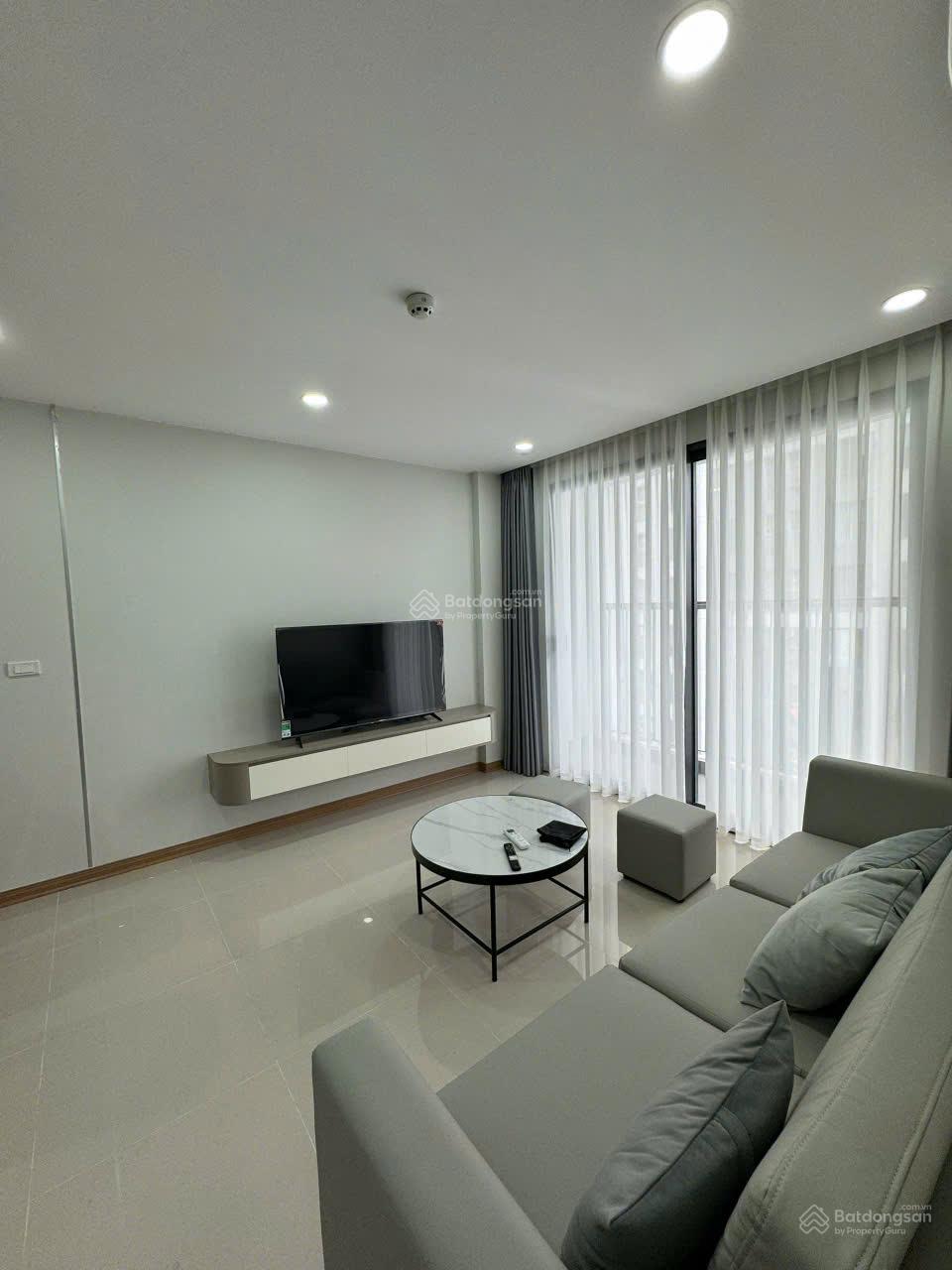 Cho thuê căn hộ 3PN, 2WC tại Sky Central, Định Công, Hoàng Mai, chỉ với giá ưu đãi 15 triệu, 100m2