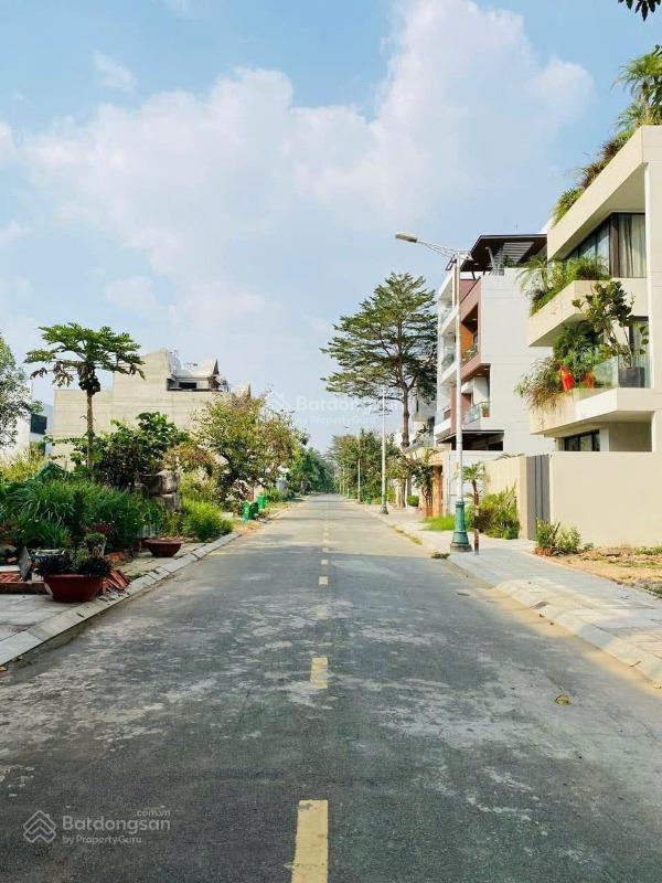 Bán đất biệt thự khu số 1 Thạnh Mỹ Lợi, ngang 10m, khoảng 118 tr/m2. Giá 20.7 tỷ. Hoàng 0974 938 ***