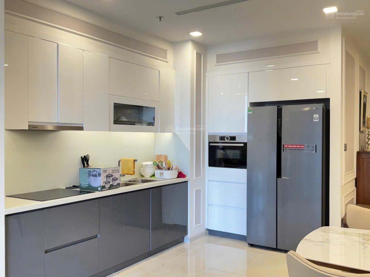 Bán căn hộ Office-tel 2PN Vinhomes Ba Son Quận 1, trung tâm Sài Gòn, giá tốt 11.5 tỷ Bán căn hộ Office-tel 2PN Vinhomes Ba Son Quận 1, trung tâm Sài Gòn, giá tốt 11.5 tỷ