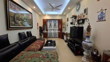 Bán nhà Ngọc Thụy Long Biên 37m2, 3 tầng, chỉ 5,35 tỷ, gần ô tô