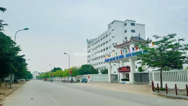 Em cần bán liền kề trục chính 24m dự án Cienco5 Mê Linh - 65tr/m2