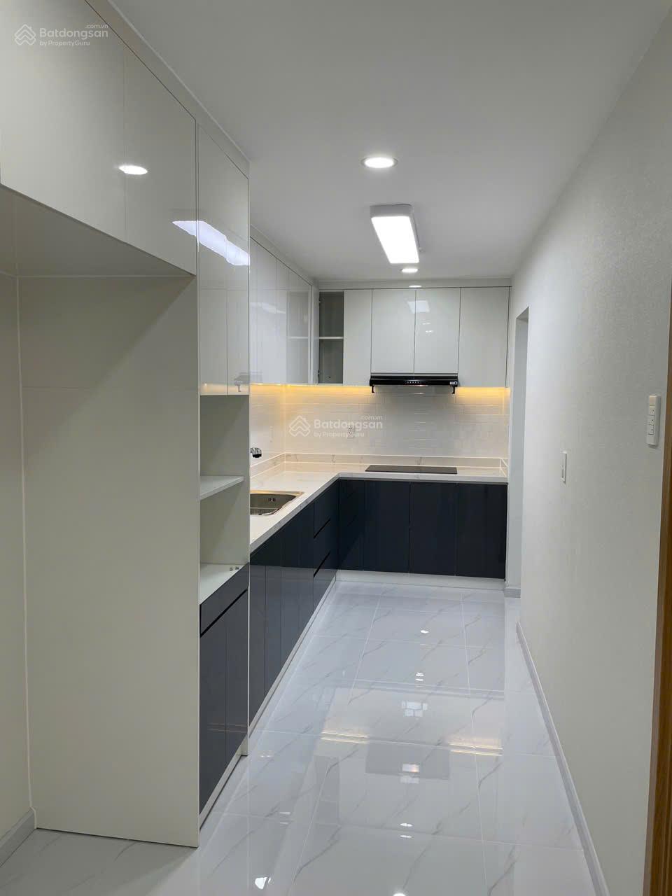 Cần bán gấp căn hộ Mỹ Đức Phú Mỹ Hưng, DT 110m2, giá chỉ 9,8 tỷ, rẻ nhất thị trường