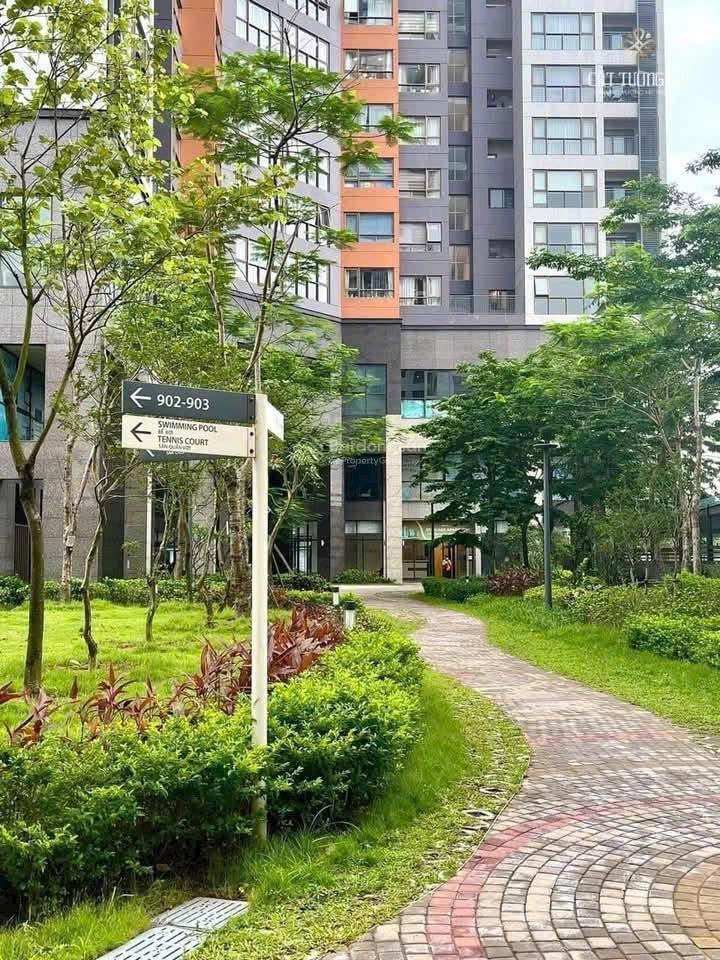 Bán gấp căn hộ chung cư H9 - CT1 Starlake, bán 11 tỷ VND, 101m2, view đẹp thoáng mát