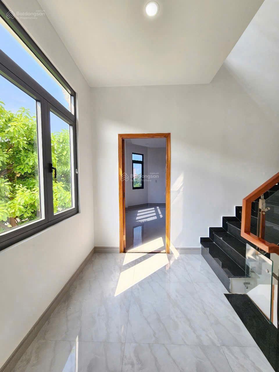 Chính chủ bán nhà 5*17m. Giá: 2.3 tỷ tại Bến Cát, đối diện chợ Chính chủ bán nhà 5*17m. Giá: 2.3 tỷ tại Bến Cát, đối diện chợ